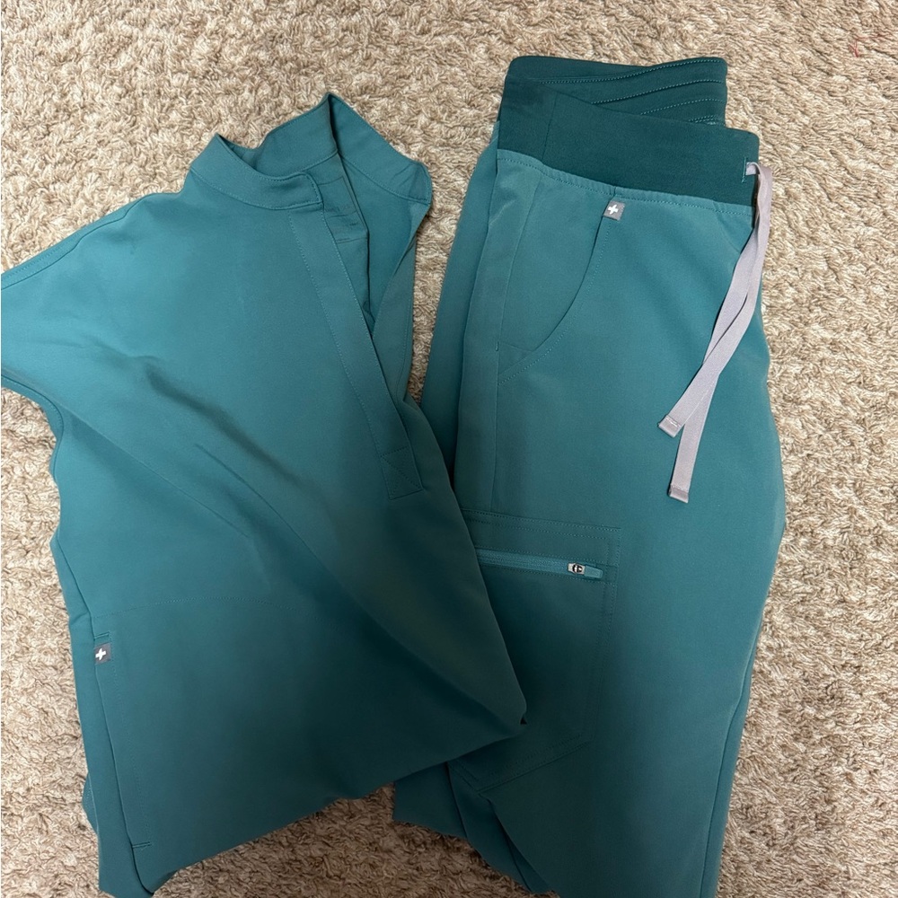 Figs Scrubs Hydrogreen set XS Rafaela and XSP Zamora pant